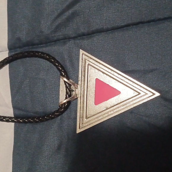 Beautiful Pink Triangle Necklace - Picture 4 of 4